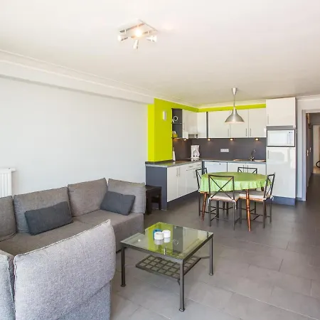 With Terrace On The Seafront Promenade Lägenhet Middelkerke