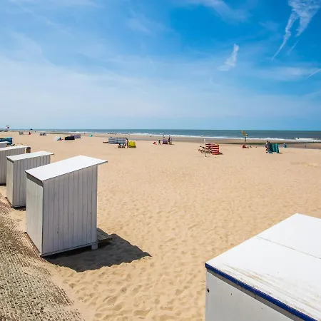 Lägenhet With Terrace On The Seafront Promenade
